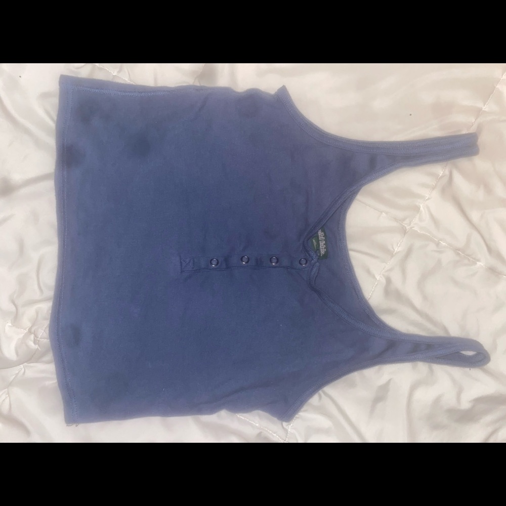 blue tank top